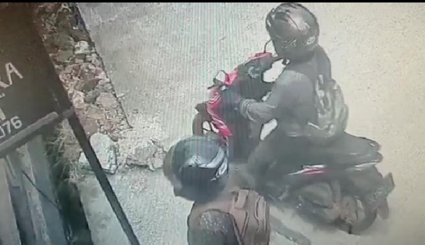Hendak Santai Saat Arisan, Emak-Emak Ini Dibikin Panik Usai Satu Unit Motor Miliknya Raib di Gasak Maling