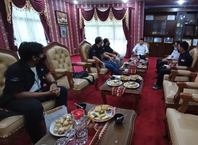 Selamat! Kabupaten Lampung Barat Resmi Keluar dari Status Tertinggal