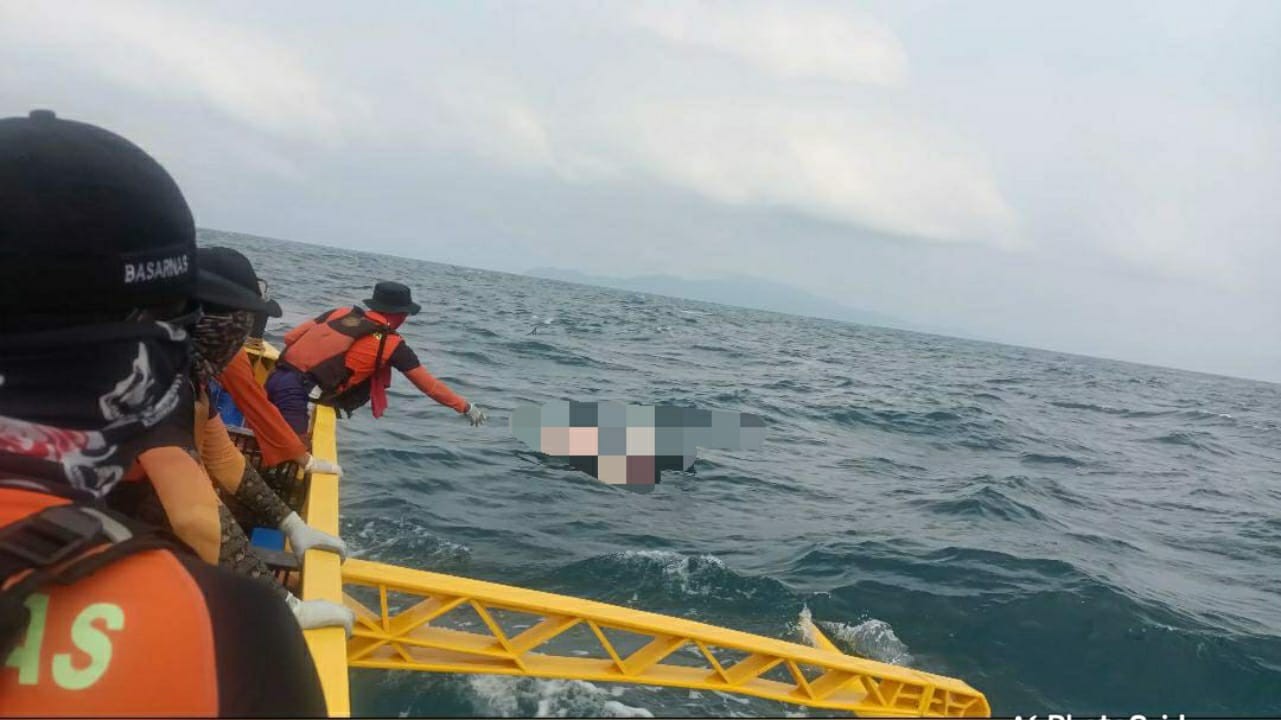 Naas, 3 Hari Hilang Nelayan Ini Ditemukan Tewas Mengambang di Pantai