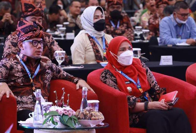 Walikota Bandar Lampung, Hj. Eva Dwiana Hadiri Rakernas APEKSI