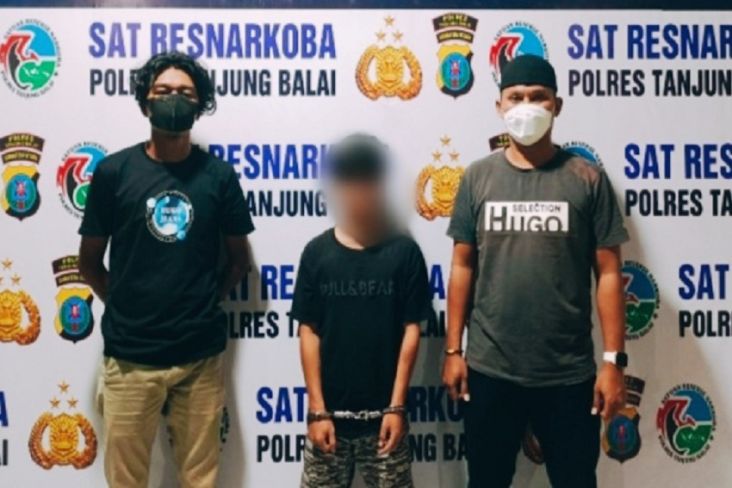 Gagal Dapat Cuan, Remaja Pengedar Narkoba Ini Malah Ditangkap Polisi yang Nyamar jadi Pembeli