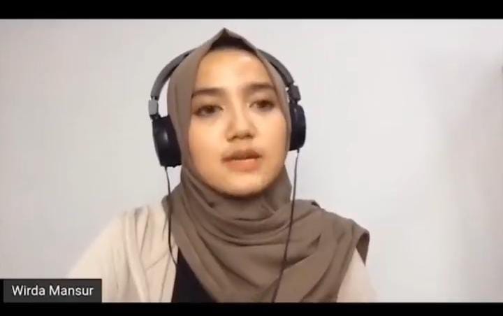 Kekuatan Sedekah, Wirda Mansyur Sebut Dapat BMW Seharga 1,4 M Sessat Setelah Transfer 50 Juta ke Ayahnya