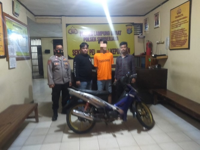 Polisi Bekuk Penipu Asal Lambar Modal WhatsApp Peras Korban 5Juta Rupiah