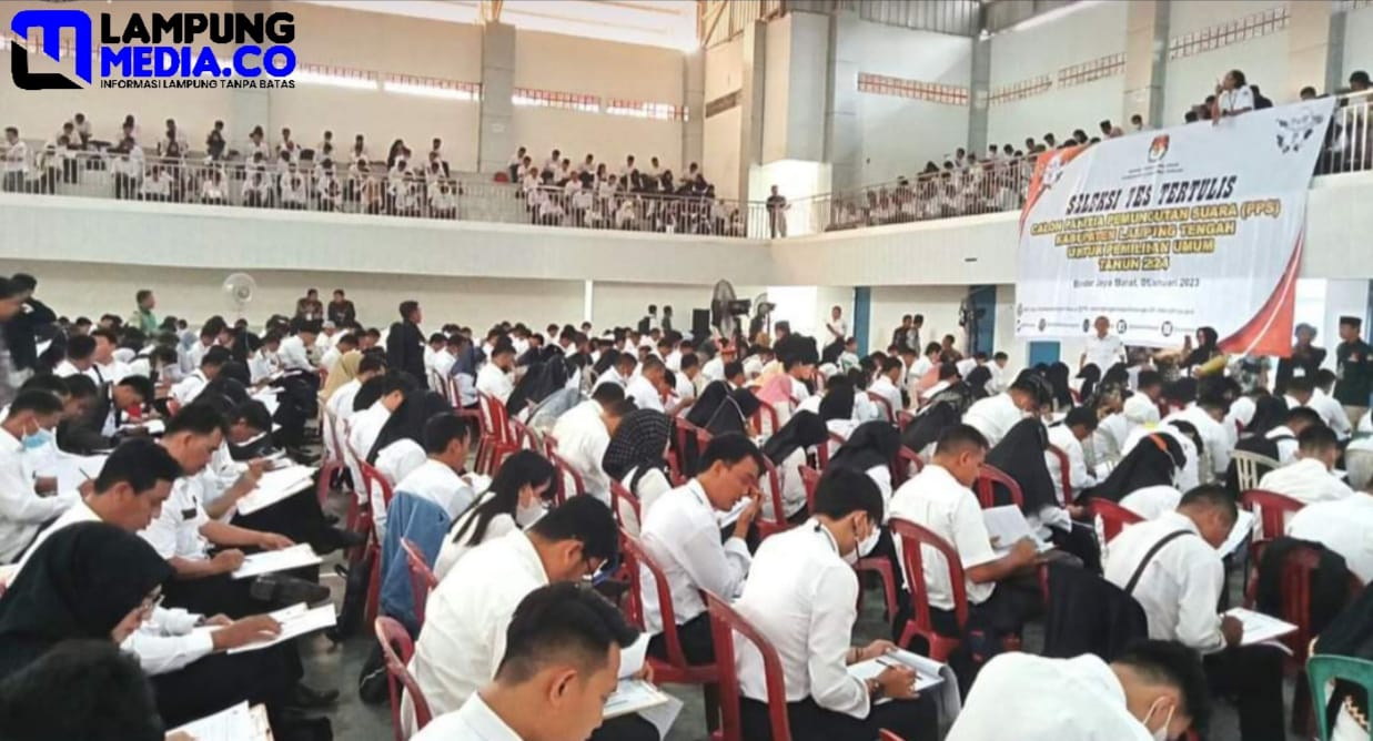 Sebanyak 2.718 Calon Panitia Pemungutan Suara(PPS) se- Lampung Tengah Mengikuti Seleksi Tes Tertulis yang di gelar KPU Kab.Lampung Tengah