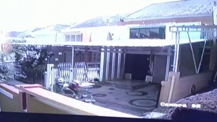 Rumah di Gunter Bandar Lampung Digasak Pencuri, Sepatu hingga 2 Motor Hilang