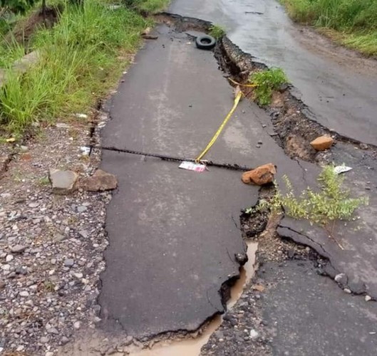 Jalan Lintas Sumatera ARPN Kotabumi Amblas, Arus Lalu Lintas Jadi Terputus