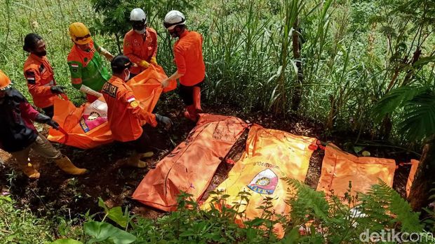 Sadis ! Dukun Pengganda Uang di Banjarnegara Bunuh 10 Orang Sejak 2020