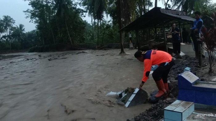 Tanggamus Dilanda Banjir, Sawah, Jalan, Hingga Rumah Warga 5 Desa Terdampak