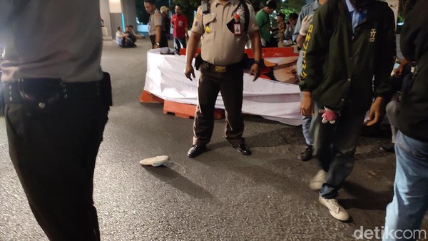 Viral Mahasiswi Bunuh Diri di Mal Paragon, Tulis Pesan Terakhir untuk Ibunya