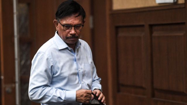 Mantan Menkominfo Johnny Plate Divonis 15 Tahun Penjara