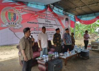 Watoni Anggota DPRD Lampung Edukasi Hukum Kaum Perempuan