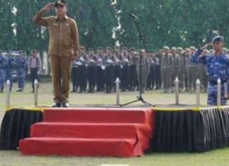 Jadi Inspektur Upacara, Ketua DPRD Mingrum Gumay Sampaikan Amanat Gubernur