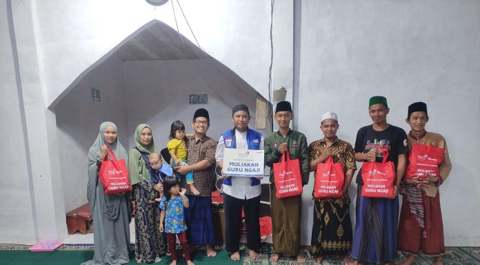 Telkom Witel Lampung Peduli, Salurkan bantuan ke Pondok Pesantren
