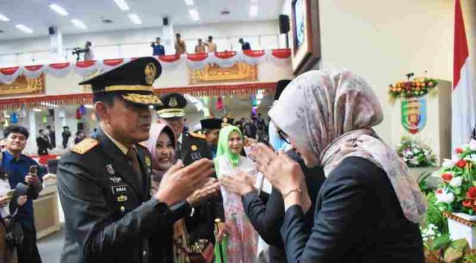 Danrem 043/Gatam Hadiri Sidang Paripurna DPRD Provinsi Lampung