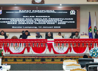 DPRD Lampung Gelar Paripurna Persetujuan Pengesahan Pengangkatan Gubernur dan Wakil Gubernur Lampung Periode 2025-2030