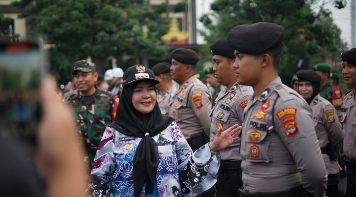 Walikota Bandar Lampung Pimipin Apel Gelar Pasukan Operasi Ketupat Krakatau 2025 di halaman Polresta Bandar Lampung