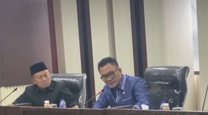 Bung Adi Serukan Pencairan THR Tepat Waktu