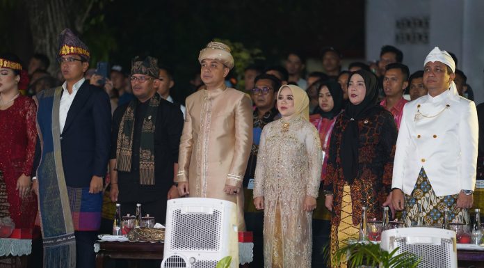 Delegasi Pemkot Bandar Lampung Ikuti Karnaval Budaya di Surabaya