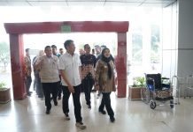 Wakil Mentri Dalam Negeri Sidak Pemkot Bandar Lampung Pantau Pelaksanaan Transformasi Kerja ASN