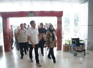 Wakil Mentri Dalam Negeri Sidak Pemkot Bandar Lampung Pantau Pelaksanaan Transformasi Kerja ASN