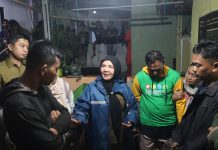 Walikota Langsung Temui Keluarga Korban Terbawa Arus Sungai di Garuntang Ditengah Guyuran Hujan