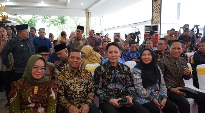 Hj. Eva Dwiana Hadiri Acara Halal Bihalal Masyarakat Perantau Sumatera Bagian Selatan di Palembang