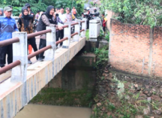 Wali Kota Bandar Lampung Tinjau Langsung Kawasan Terdampak Banjir di Kecamatan Sukabumi