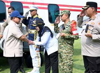 Walikota Bunda Eva Sambut Kedatangan Presiden Prabowo di Lampung