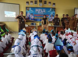 Walikota Bandar Lampung Dampingi Kajati Lampung Tinjau Pelaksanaan Program MBG di Kota Bandar Lampung