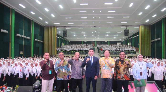 1.196 Mahasiswa Baru Universitas Malahayati Resmi Memulai Perjalanan Akademik Usai Rektor Tutup PKKMB 2026/2027 Dengan Gembira